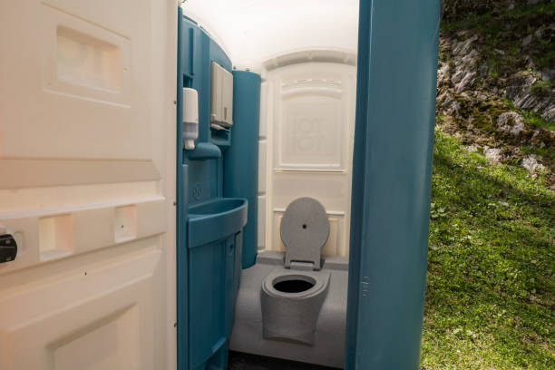 Portable Toilet Options We Offer in Parks, AZ