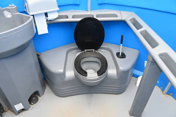 Best Portable restroom trailer rental  in Parks, AZ